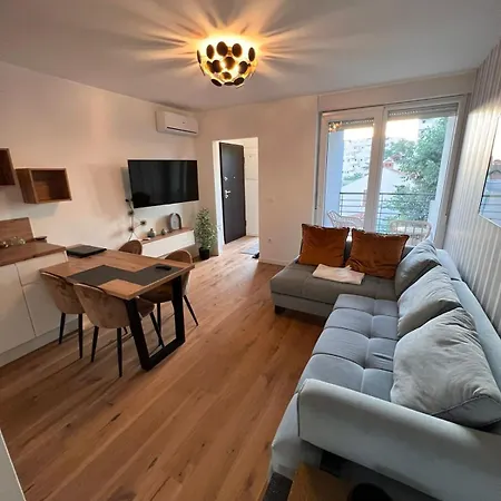 아파트 Apartman Zadar *